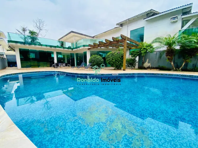 Oportunidade! Linda Casa em Condomínio Fechado Hanga Hoa com 5 Dorm (3 suítes) Alto Padrão