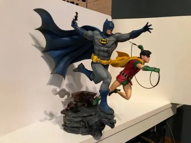 Batman e robin comics  iron studios 1/10c
