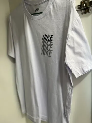 Camisa Nike repeat fade-branca