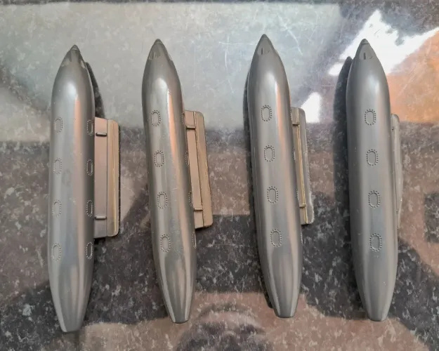 Bomba Tanque Combustível Caça F14 Comandos em Ação 