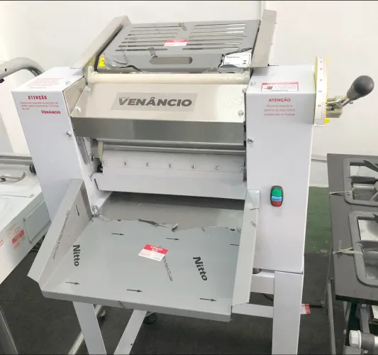 Cilindro de bancada da Venancio de 39cm