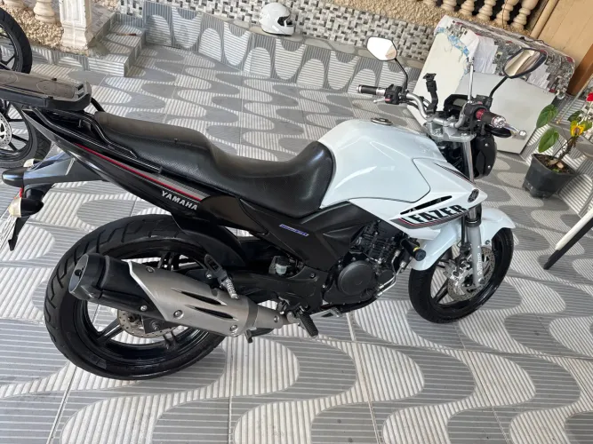 Fazer 250 