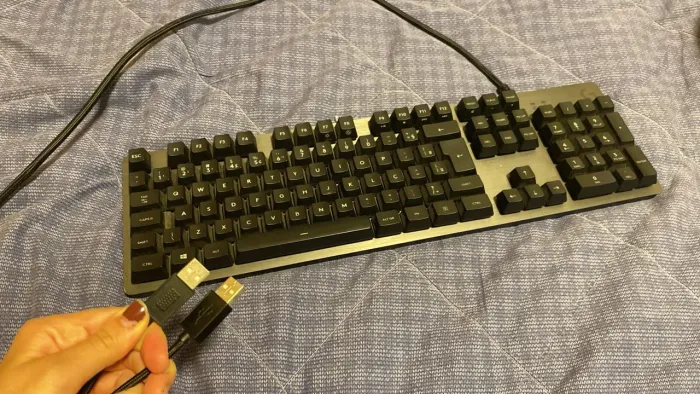 Teclado Logitech G413 carbon 