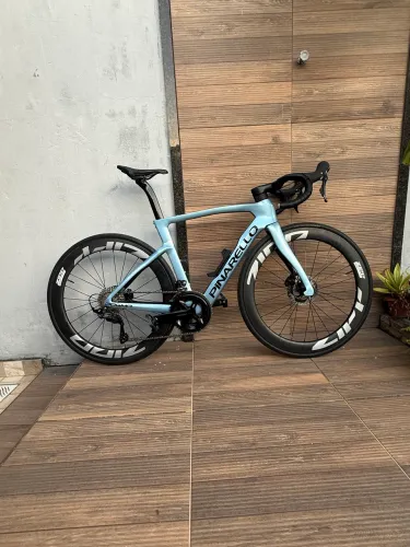 Pinarello Dogma F (OEM) 52