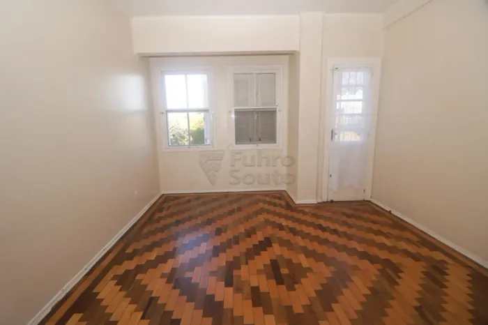 Apartamento para locação no Centro de Pelotas