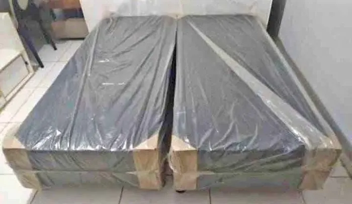 Base box casal bipartido