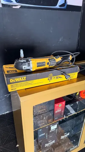 Máquina de polir Rotativa dewalt