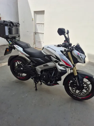 Vendo ns400z sem financiamento
