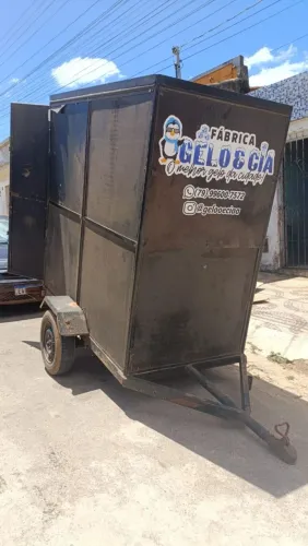 Reboque de 1 eixo