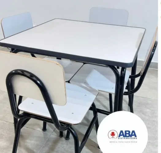 Conjunto Escolar Infantil