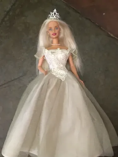 Barbie noiva