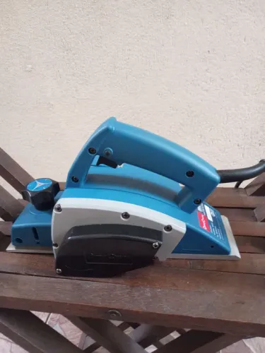 Plaina de madeira Dong Cheng 220v