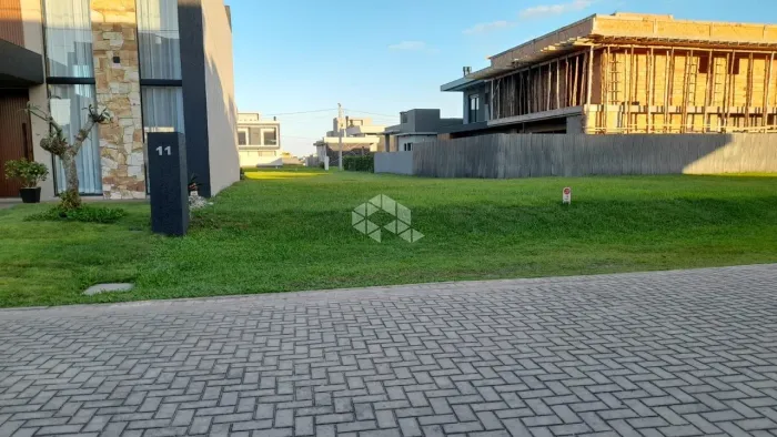 Lote com 273,66m² no condomínio Sunset - Xangri-lá/RS