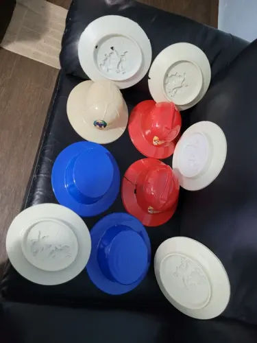 Mc lanche feliz antigo (usado tipo bandeja)
