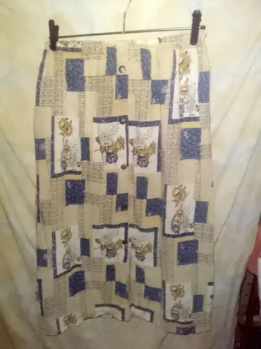 2 SAIAS MÉDIAS TAMANHO P (Veste M)