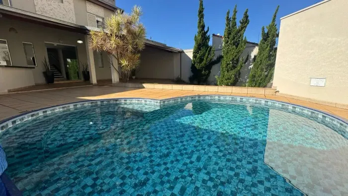 Casa de vila para venda em Santo Agostinho com 3 quartos, sendo 1 suíte, 232m²