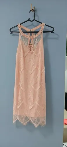 Vestido renda rosa claro para Ano Novo