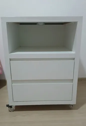 Móvel de cabeceira feito em 100% MDF