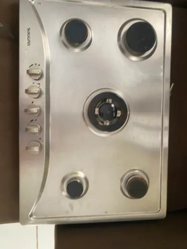 VENDO  COOKTOP 5 BOCAS