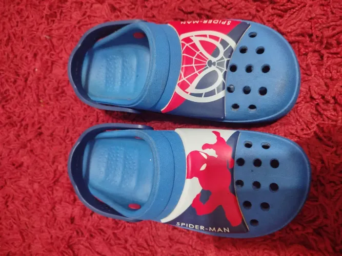 Crocs infantil homem aranha 