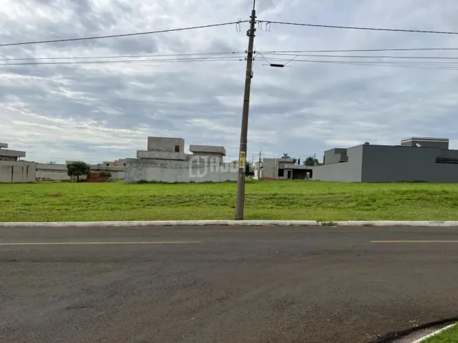 Terreno de 636m2 no Condomínio DItália em Bady Bassit