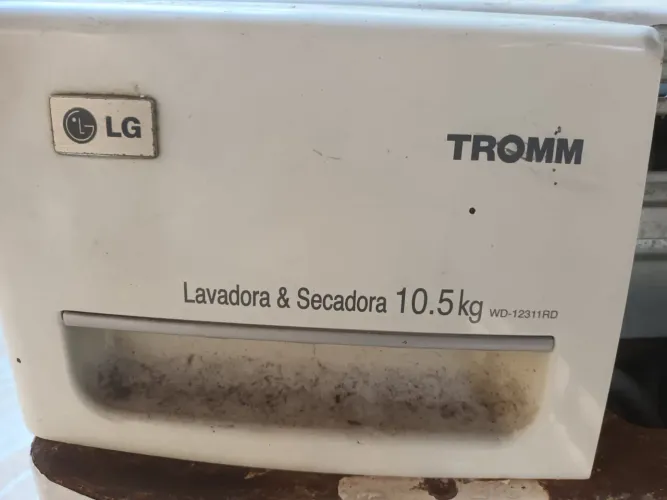 Maquina de lavar 
