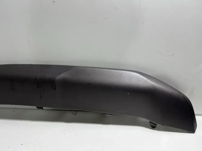 Moldura parachoque dianteiro Chevrolet Montana 2023 24 2025 original