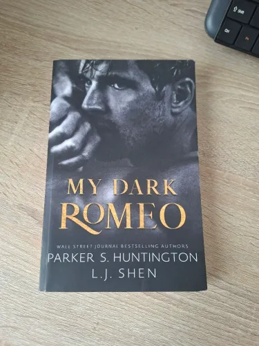 Livro My Dark Romeo - P. Huntington, L. J. Shen - Ed. Orion