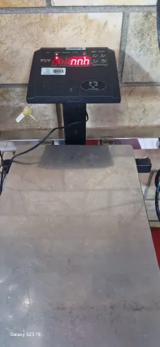 Balança comercial digital até 200 Kilos 