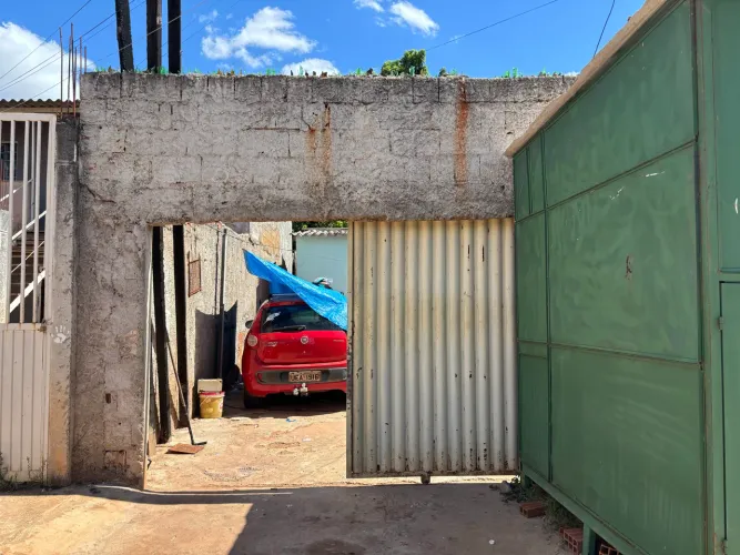 Vendo casa no Itapoã