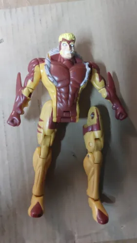 Dentes de Sabre X-Men Marvel ToyBiz