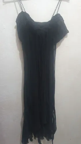 Vestido midi Preto com Detalhes