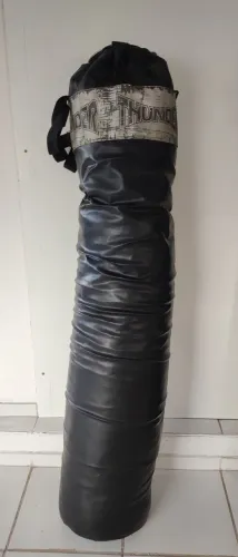 Saco de pancada profissional thunder 