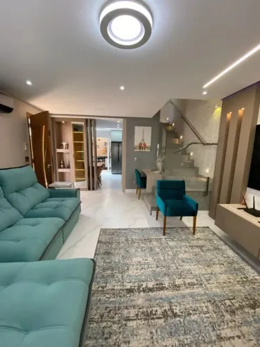 Vendo Linda Casa de porteira fechada no condomínio Europa em Suzano 3 dorms c/suíte