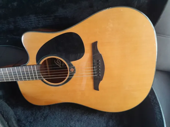 Violao Lag Tramontane 