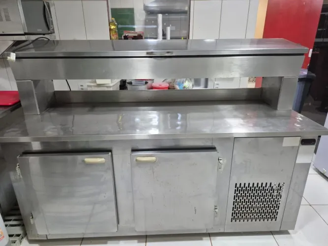 Balcão  Condimentados Refrigerado Inox 2 Portas  inclusa 11 Cubas