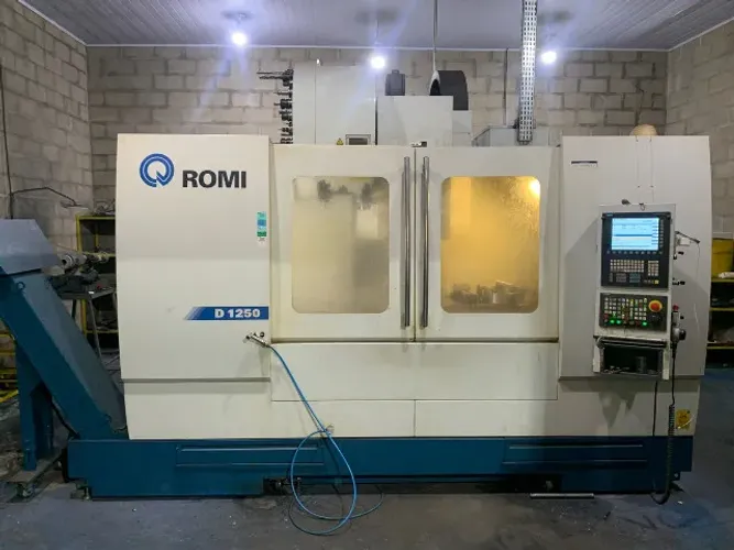 Centro de Usinagem ROMI D 1250 - Ano 2018 - Excelente Estado