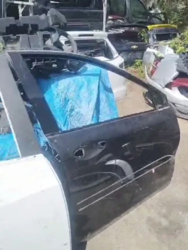 Porta Onix 2020 2021 2022 2023 2024 2025 dianteiro direito original GM Chevrolet 