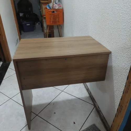 vendo 1m por 0.50 otimo so fixar na parede 40 reais 