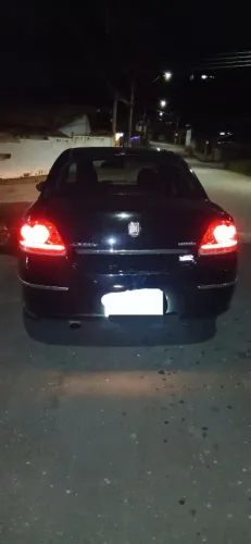 Fiat Linea Essence 1.8 Flex 16V 4P 2013