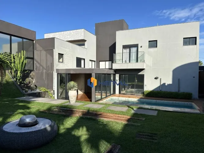 Casa com 5 suítes em condomínio à venda, 507 m² por R$ 4.990.000 - Chácaras Aeroporto - Ma