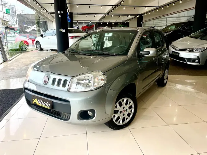 Fiat Uno Vivace/rua 1.0 EVO Fire Flex 8V 5P 2012