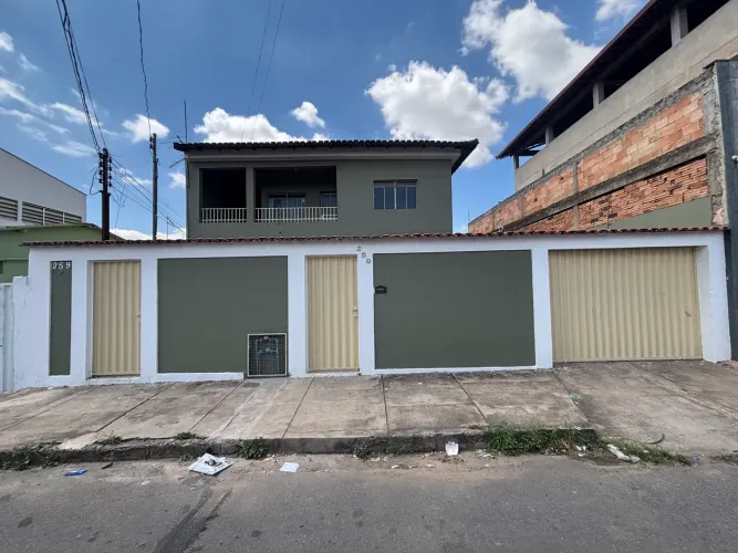 Casa - Filadélfia - Betim - MG