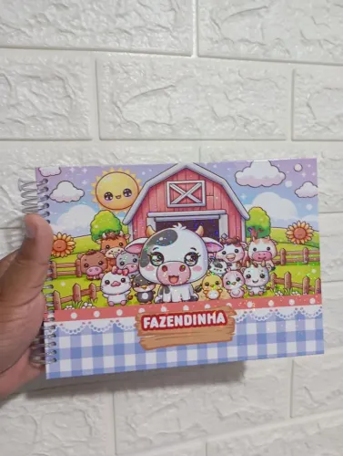 Caderno de pintura Fazendinha - Capa Glitter