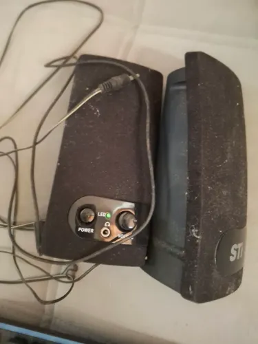 Conjunto de caixa de som pra PC STI