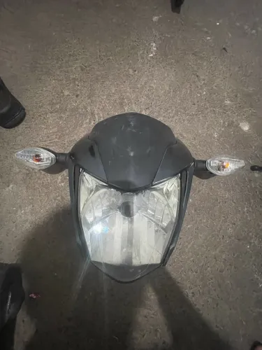 Vendo frente da 160 própria pra montadinha completa com mesa marca tudo completo 