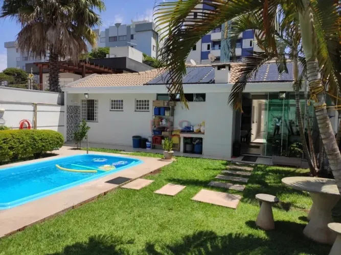 [Venda]  Casa  Jardim Novo Horizonte, Vila Marumby, Maringá/PR  Com quintal arborizado e p