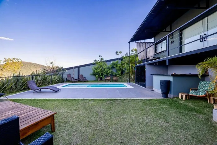 Casa em Condomínio para Venda em Teresópolis, Albuquerque, 2 dormitórios, 2 suítes, 3 banh