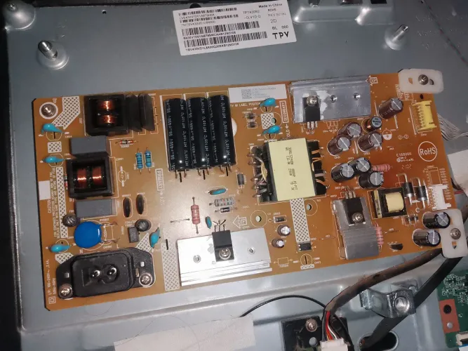 Fonte da tv AOC Roku modelo 43S5195/78G mais serve pra outros modelos