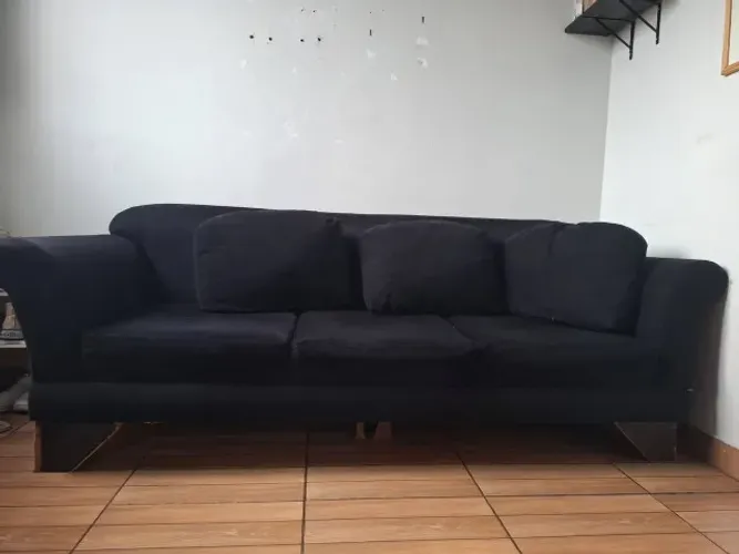 Sofá 2m de comprimento e 75cm de profundidade